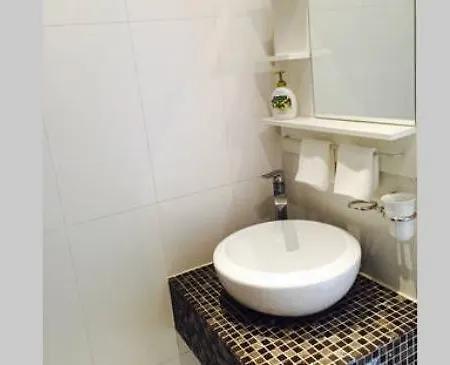 Accessible Near Centre Apartament
