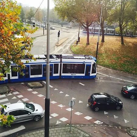 Accessible Near Centre Apartment
