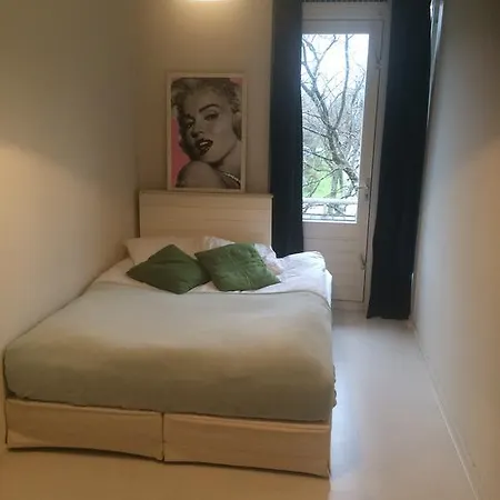 Apartment Accessible Near Centre